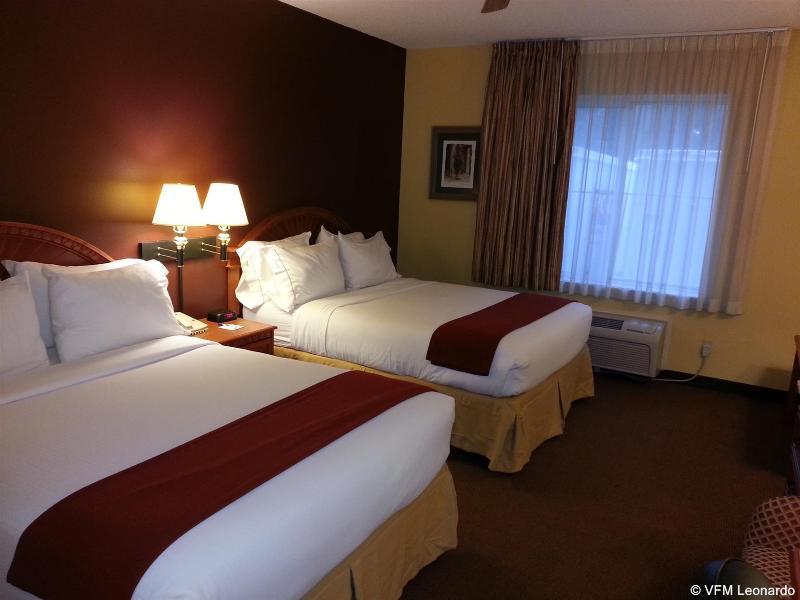 Holiday Inn Express Hotel & Suites Gainesville By Ihg Екстер'єр фото