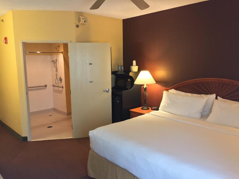 Holiday Inn Express Hotel & Suites Gainesville By Ihg Екстер'єр фото