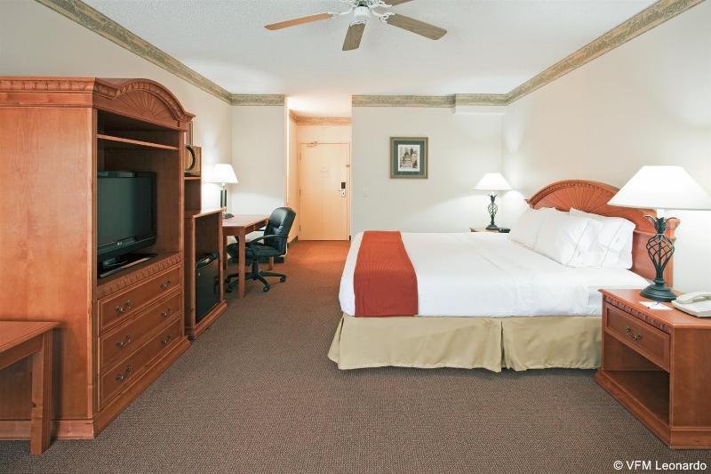 Holiday Inn Express Hotel & Suites Gainesville By Ihg Екстер'єр фото